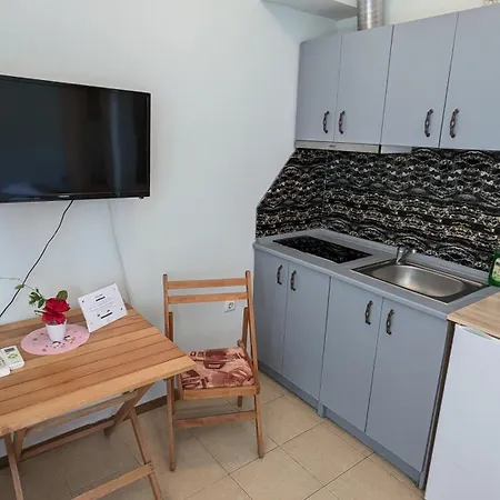 Apartman In The Center Of Sunny By Flat Mаnаger *